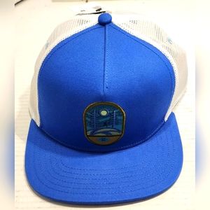 Smartwool Trucker Hat Unisex Laguna Blue‎ Runner Between Trees Snapback NWT NEW
